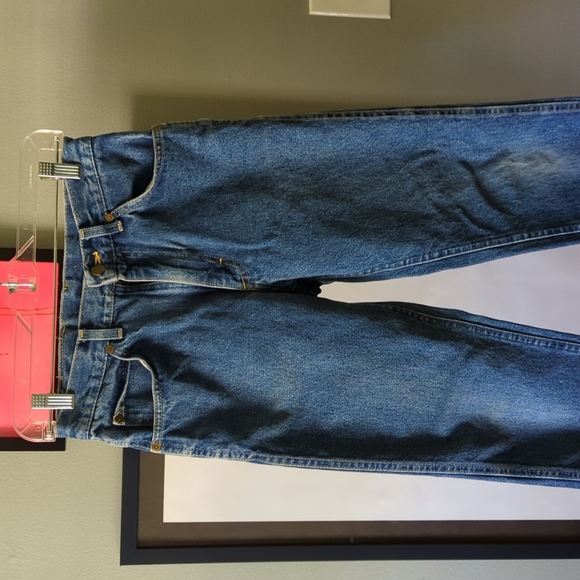 VTG straight leg Lee jeans. This is THE pair. I'm pissed I can't wear them. - Picture 2 of 6